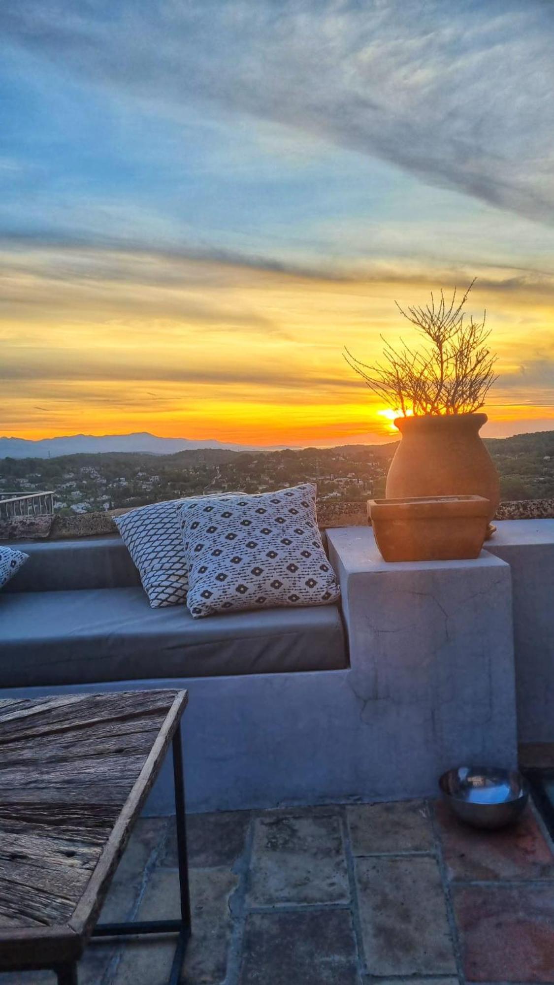 Townhouse Mougins In The Old Village, Fantastic View, Sea And Mountains 외부 사진